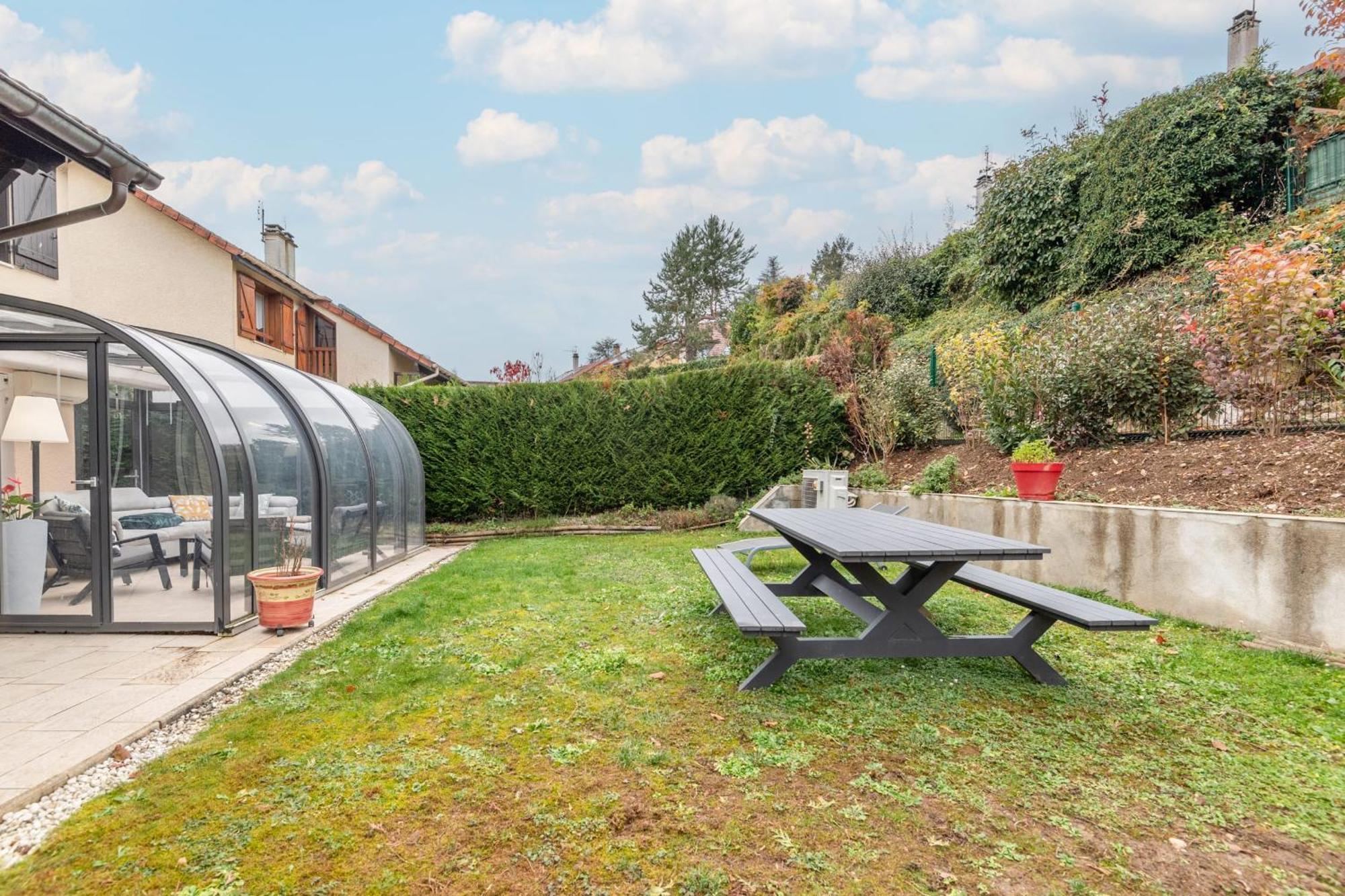 Alpiloc - Town House With Garden And Winter Lounge Villa Annecy Eksteriør bilde
